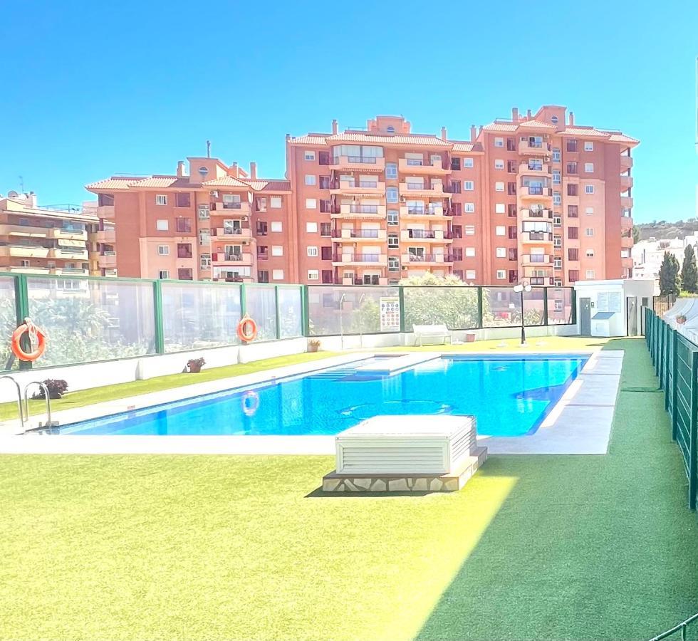 Cozy Fuengirola Apartment With Sea View & Pool エクステリア 写真